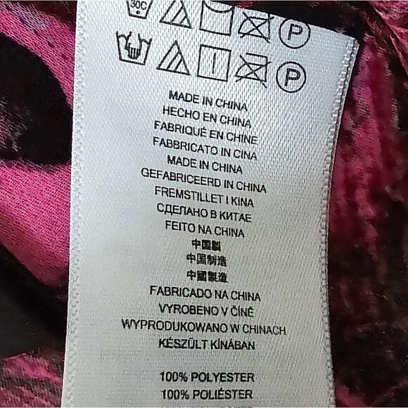 Michael Kors Peocock Georgette Button Down Blouse in Hot Pink - Picture 9 of 9